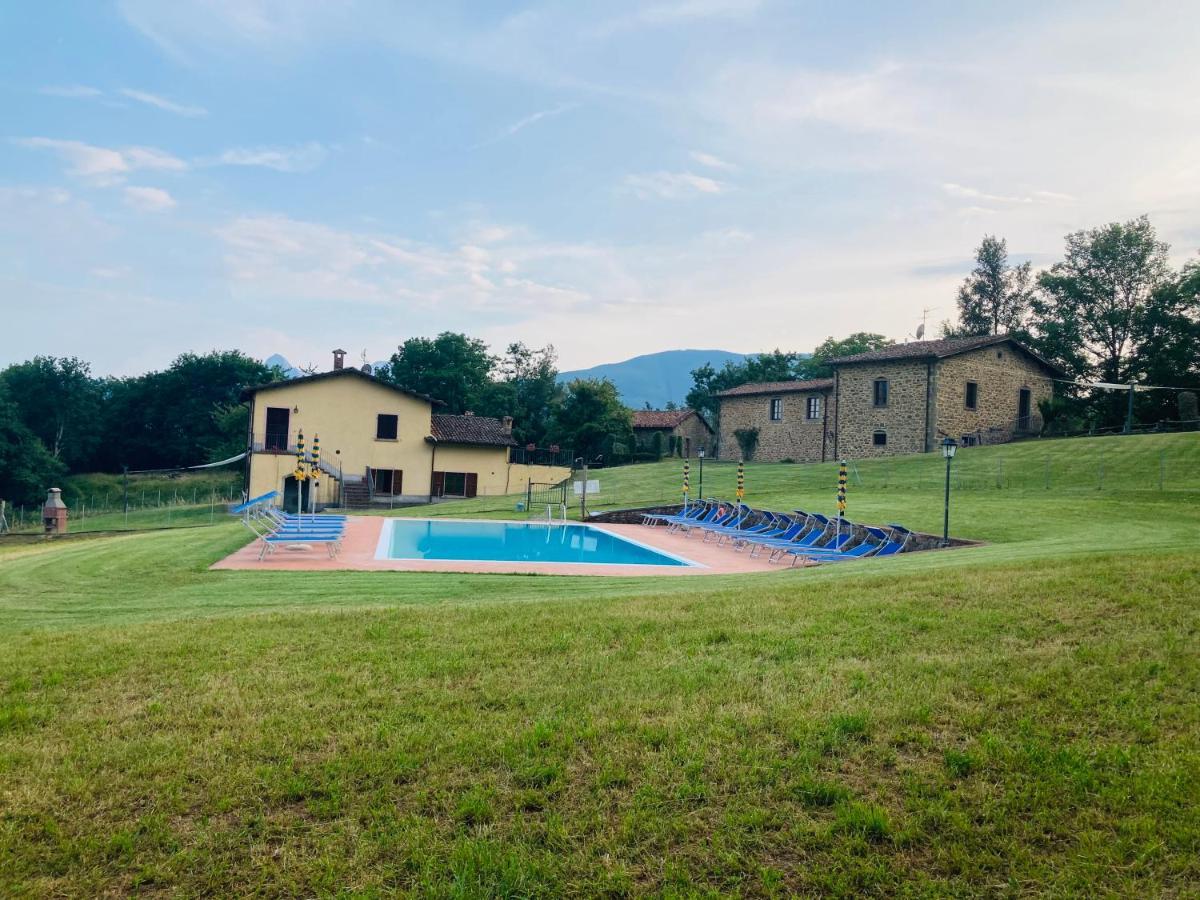 Agriturismo Tramonti Кастільйоне-ді-Гарфаньяна Екстер'єр фото