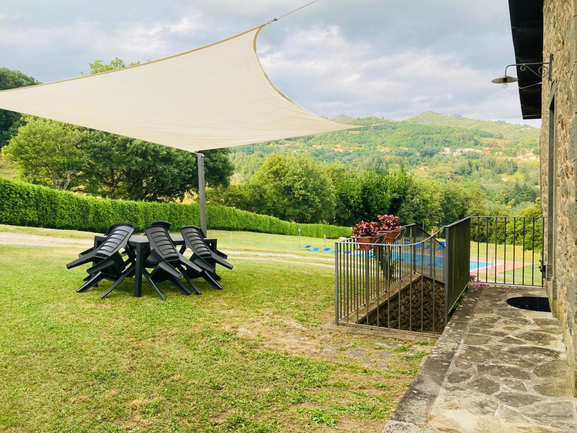 Agriturismo Tramonti Кастільйоне-ді-Гарфаньяна Екстер'єр фото