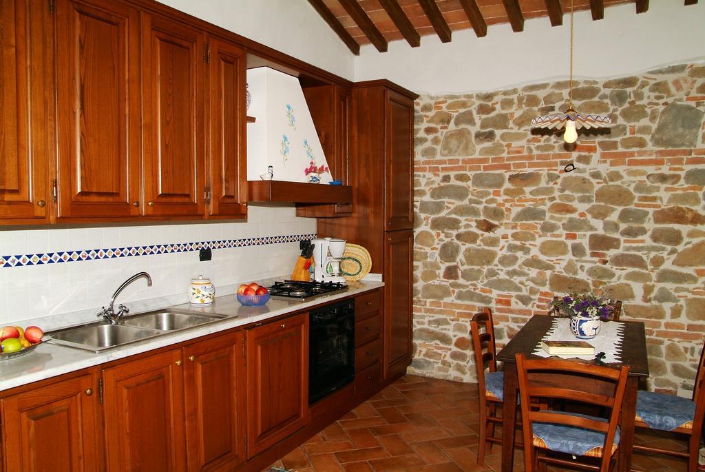 Agriturismo Tramonti Кастільйоне-ді-Гарфаньяна Номер фото